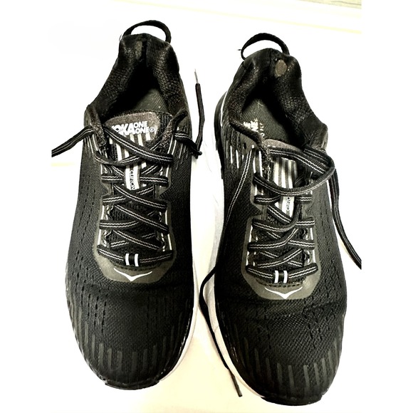 Hoka One One Clifton 5 Running Shoes Black White Sneakers Low Top Athletic - Picture 7 of 8